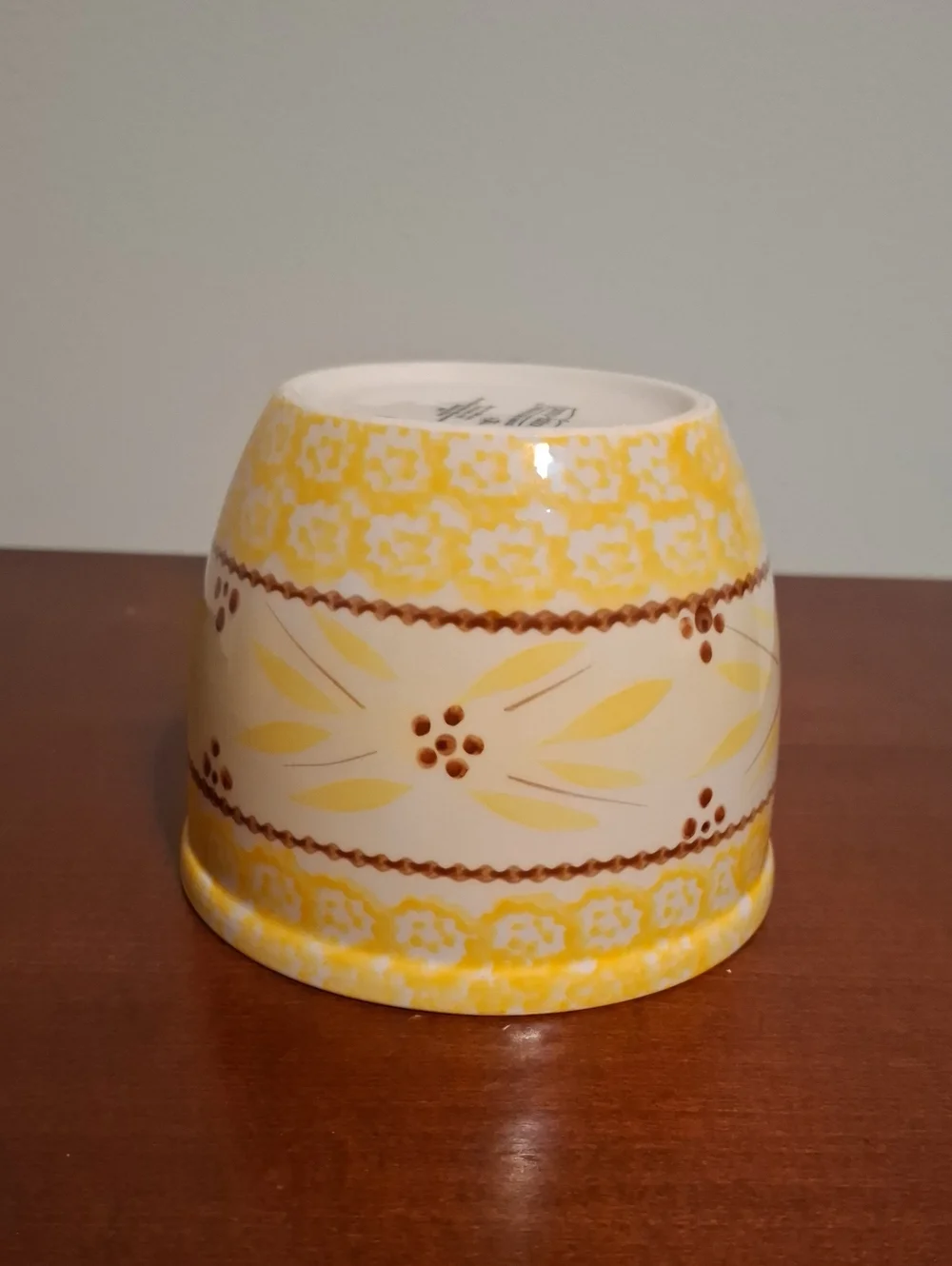 Temptations Presentable Ovenware 1 Quart Yellow Bowls Set Of 2